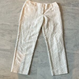The Limited    Drew Fit  cropped / ankle dress pants  Eyelet White/gold   size 8